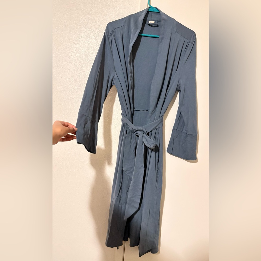 Elegant Slate Blue Goumi Women's M/L Comfortable Relaxing Robe w/ Tie